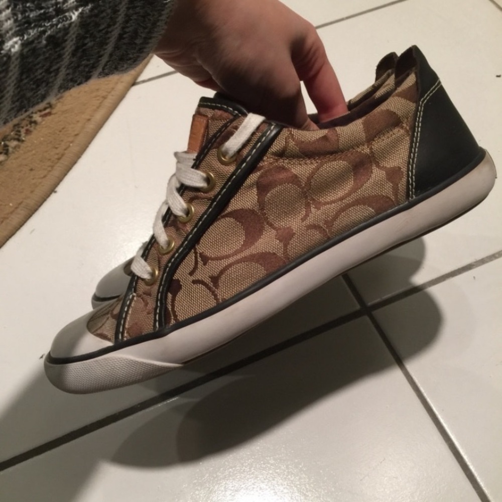 Women’s Coach shoes - Picture 4 of 4